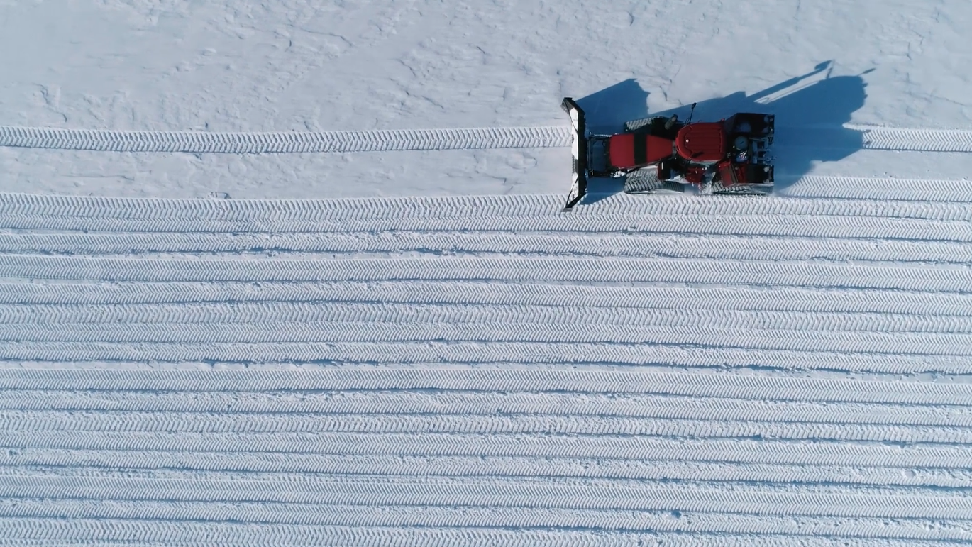 The Traverse Still